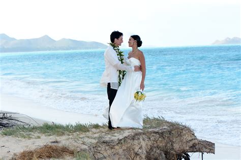 Posted in wedding photography tagged nc wedding, raleigh bride, raleigh wedding, tucker house, wedding blog. Amazing Hawaii Weddings | Wedding Planners - Waimanalo, HI