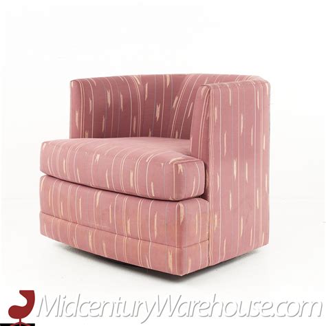 Mid Century Pink Hexagonal Barrel Swivel Lounge Chairs – A Pair - Mid