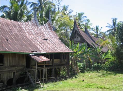 Submitted 2 days ago by xarda1. 亜細亜の街角｜旅行記｜ブキティンギ｜スマトラ島｜インドネシア