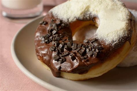 Donuts De Chocolate Caseras Y Deliciosas Comedera Recetas Tips Y