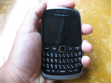 Blackberry Curve 9320 Review Tech Ticker