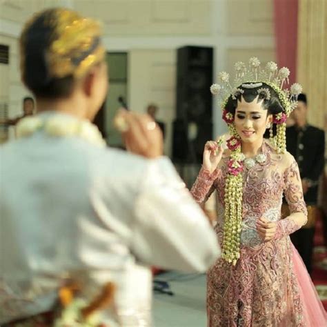 Upacara Adat Sunda Susunan Acara Pernikahan Jawa