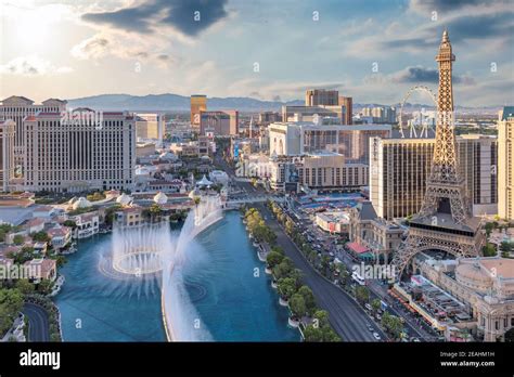Las Vegas Strip At Sunset In Las Vegas Nevada Usa Stock Photo Alamy