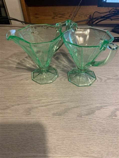 Vintage Green Depression Glass Creamer And Sugar Containers Great Condition Antique Price