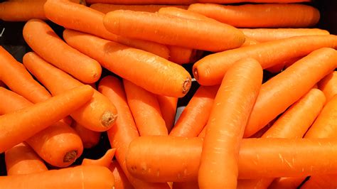 Are Hairy Carrots Safe To Eat