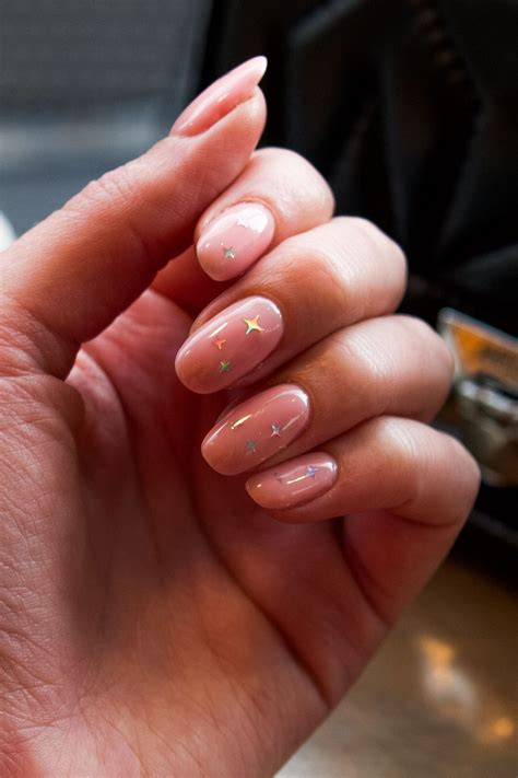 Easy Minimalist Nail Art Designs You Have To Try - A Model Moment