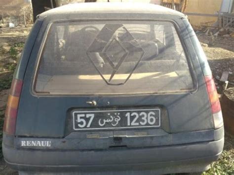 Tayara Voiture Occasion Issusu Tunisien Clio Bombe Annonces Et
