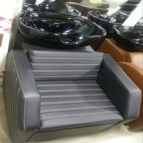 Fine Synthetic Leather Cushion Black Color Professional Salon Parlour Use Single Seater Shampoo
