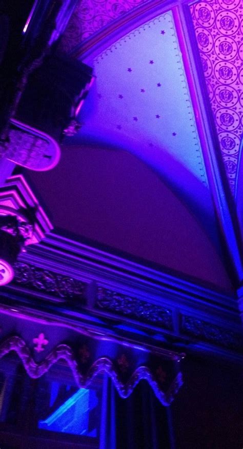 Open elevator, neon, urban, aesthetic, cyberpunk, grunge, tokyo. Aesthetic Neon Blue Wallpapers - Wallpaper Cave