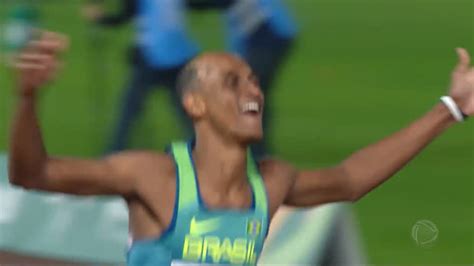 Alison brendom alves dos santos is a brazilian athlete specialising in the 400 metres hurdles. Alison dos Santos fatura o ouro nos 400 m com barreiras do ...