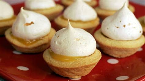 This bread was crunchy on the outside and wonderfully soft on the inside. Ireland Christmas Dessert Recipes - Besto Blog