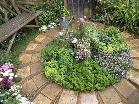 How To Create An Herb Circle Herb Garden Design Small