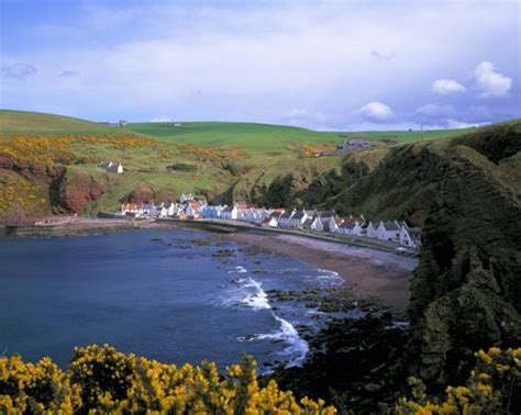 This Picture Of Pennan Aberdeenshire Scotland Uk Landscapes