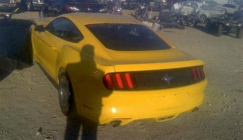 Images Emerge Of First 2015 Ford Mustang Crash Gtspirit