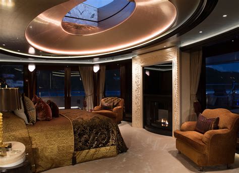 Master Suite Image Gallery Luxury Yacht Browser By Charterworld