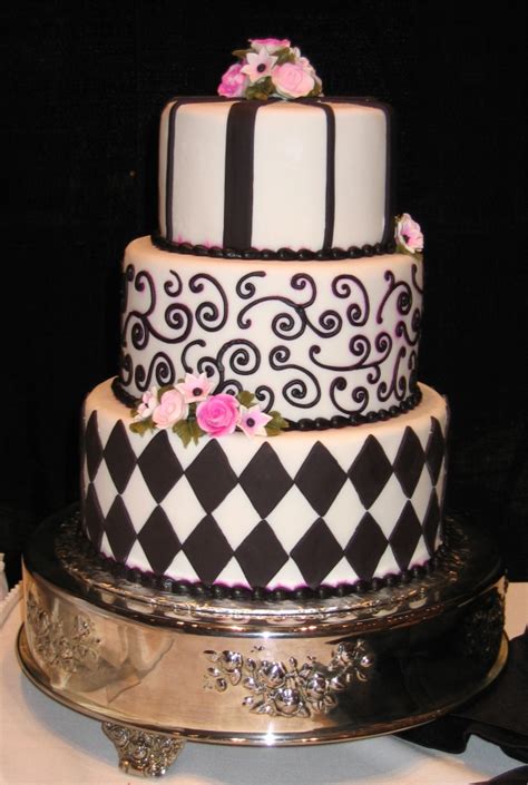 Wedding cakes specialty cakes and groom s cakes for. Wedding Cakes, Specialty Cakes, and Groom's Cakes For Orlando Florida
