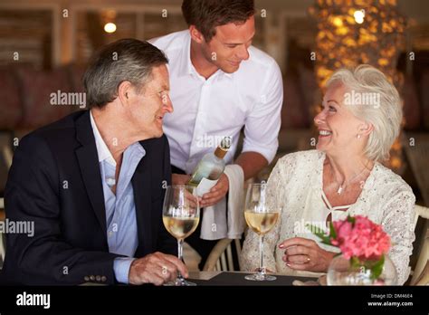 Waiter Serving Food Restaurant Hi Res Stock Photography And Images Alamy