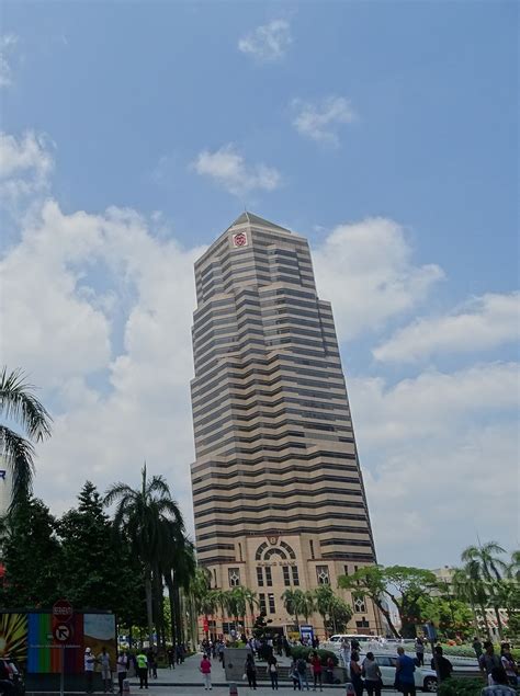 Public bank tower street address: Menara Public Bank Tower - Kuala Lumpur