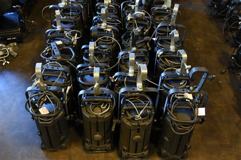 Selecon Acclaim Fresnel 10 Pcs Gearwise Av And Stage Equipment