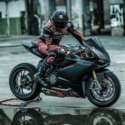 Motorcycle Suit Moto Bike Ducati Motorcycle Fast Bikes Cool Bikes