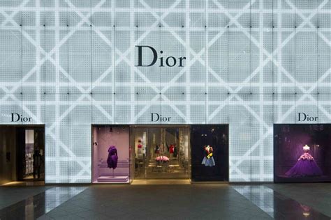 A Maior Loja Da Dior Abre Suas Portas Lilian Pacce