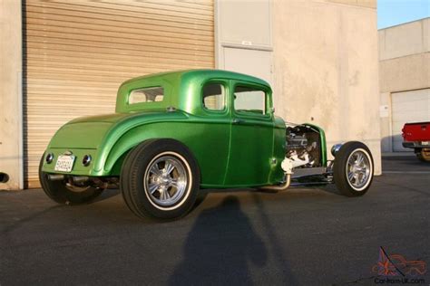 32 Ford 5 Window Coupe Fiberglass Body Chopped And