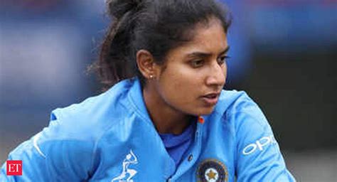 mithali raj becomes first woman cricketer to complete 7 000 odi runs the economic times