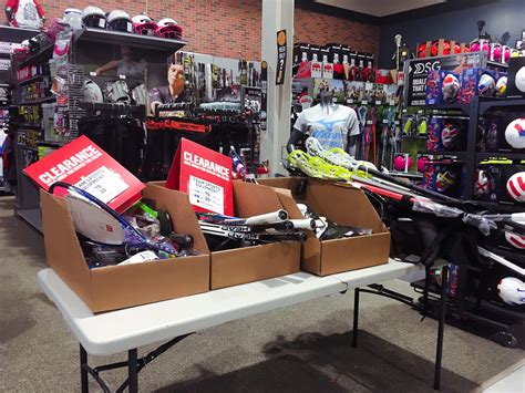 Quality sporting goods, exercise and recreational equipment for every level of sportsmanship at 7 sporting goods. Dick's Sporting Goods plunges after saying it saw ...