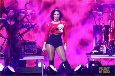 Demi Lovato Shows Off Her Confidence At Y100s Jingle Ball In Miami