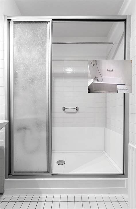 Nachdem ein kostenloser beratungstermin vor ort (aufmaßtermin) zum optionalen zubehör ihrer barrierefreien dusche zählen ein spritzschutz zur pflegeunterstützung sowie ein hochwertiger duschvorhang, der. Umbau Wanne zur Dusche - in nur 8 Stunden ...