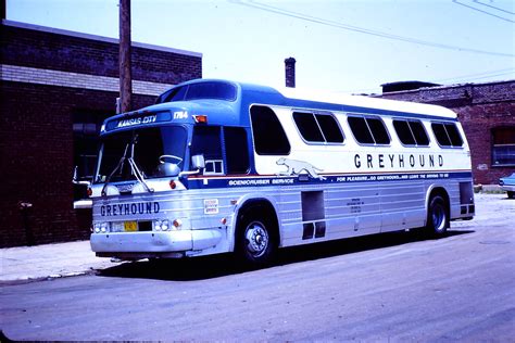Greyhound Bus 1784 Gm Pd 4107 Taken At St Louis Mo In Flickr
