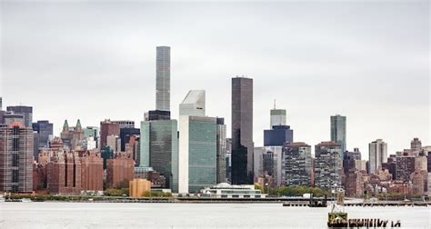 Premium Photo Midtown Manhattan Skyline And The United Nations
