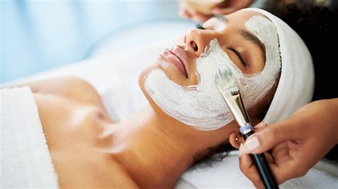 Steps To Becoming An Esthetician