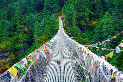 The 9 Scariest Bridges In The World You Can Walk On If You Dare