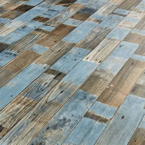 Sheet Vinyl Flooring In Blue Distressed Driftwood Design Cushioned