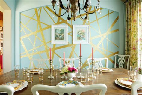 When talking about interior wall paint colors we can't overlook green. 8 Incredible Interior Paint Ideas From Real Homes That Turn A Wall Into A Masterpiece (PHOTOS ...
