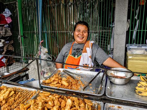Eat Like A Local In Bangkok Thailand Enjoy The Street Food Vendors