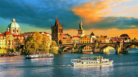 Guia 30 Sitios Imprescindibles Que Ver Y Visitar En Praga Viajar A Praga Kulturaupice