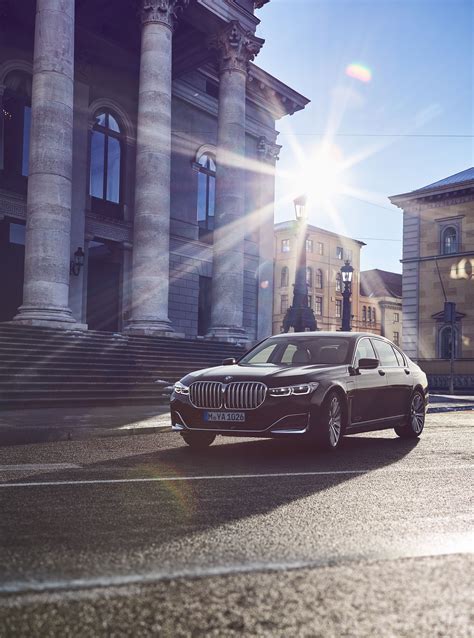 The Plug In Hybrid Models Of The New Bmw 7 Series 745e 745le And