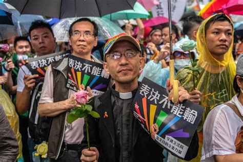 Taiwan Approves Same Sex Marriage In A First For Asia Los Angeles Times