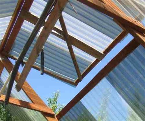 This is much higher than most greenhouses available today. Greenhouse vents and ventilation of hot houses. Simple and ...