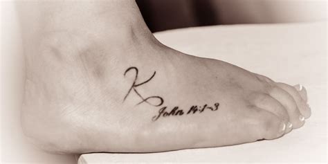 The bottom one is the pattern on my first edition of catcher in the rye. A-IMG_3778 | Tattoo quotes, Tattoos, Quotes