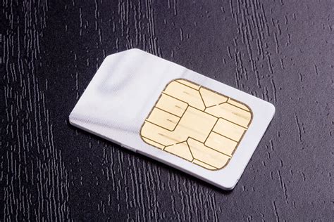 Check spelling or type a new query. How to Replace a SIM Card in an iPhone 3G | eBay
