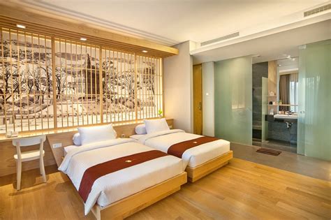 Kali ini kami akan ajak anda melihat berbagai hotel dan vila paling unik di sekitar bandung yang tak pernah anda ketahui sebelumnya. 10 Hotel Unik di Bandung Indonesia 2020 - Instagramable | ProductNation