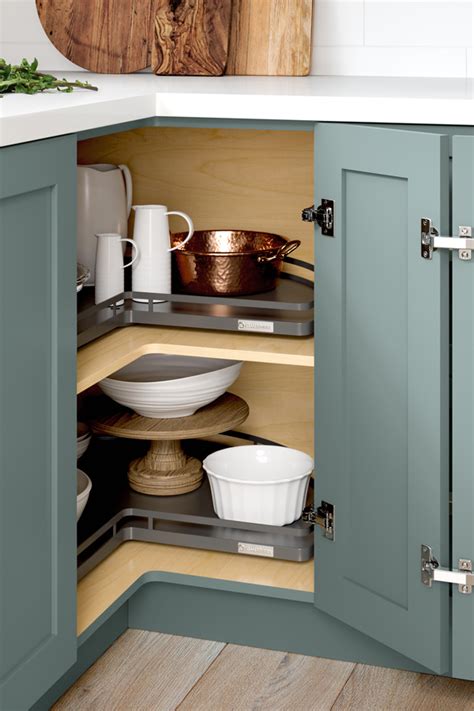 Browse 179 kitchen craft cabinets on houzz whether you want inspiration for planning kitchen craft cabinets or are building designer kitchen craft cabinets from scratch, houzz has 179 pictures from the best designers, decorators, and architects in the country, including kitchen craft cabinets and graber blinds. Cabinet Organization & Interiors - Kitchen Craft