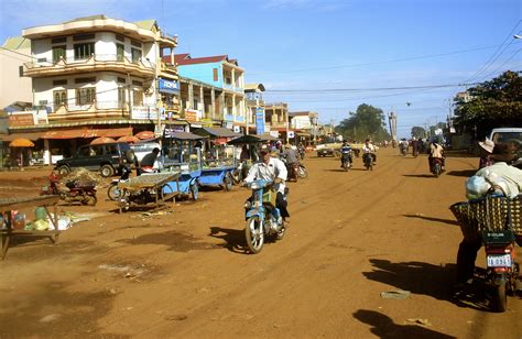 The dollar and riel can be used interchangeably. Tips and advice for cycling in Cambodia. - Travelling Claus