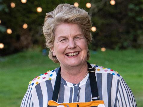 Great British Bake Off Sandi Toksvig Was Desperate To Leave Show For