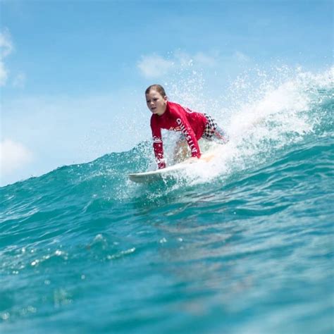 Quiksilver Bali Surf Academy - Bali.com
