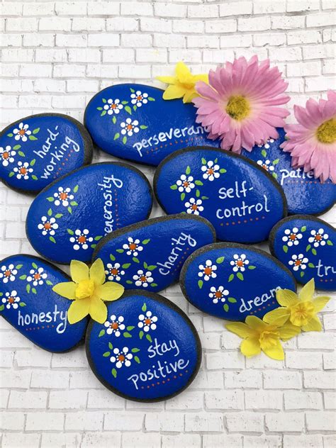 Words Of Wisdom Painted Stones Set Of 10 Affirmation Rocks Etsy