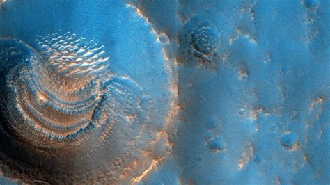 Mysterious Smiles Inside A Crater On Mars